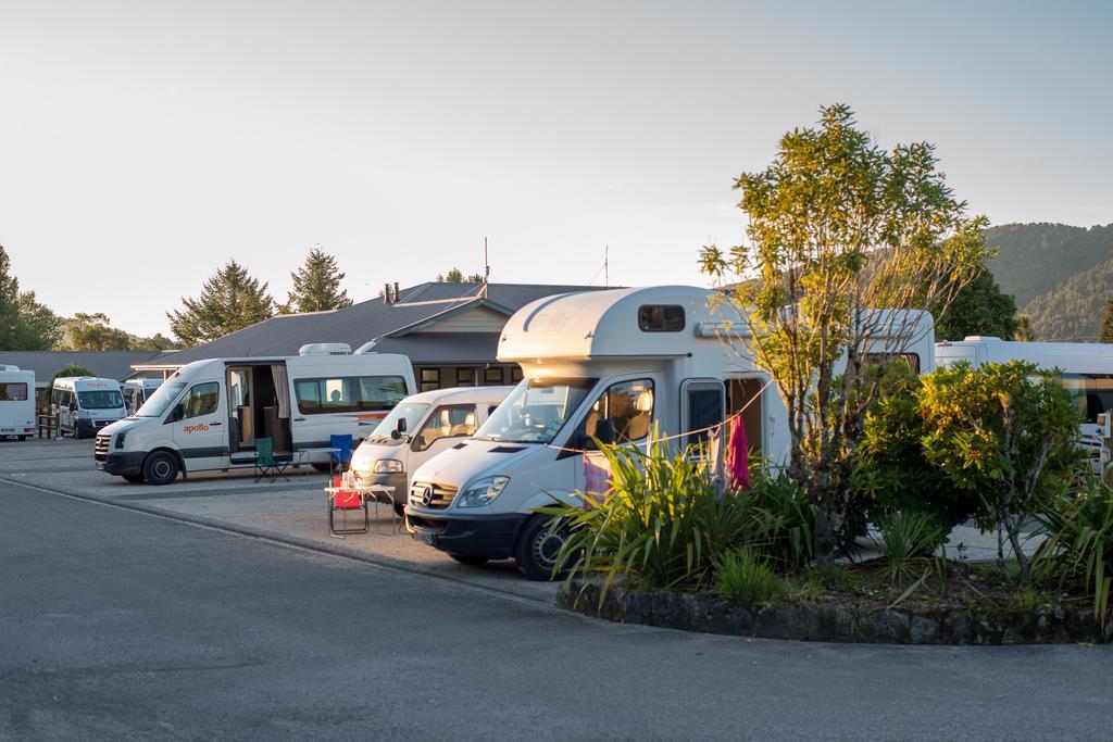Fox Glacier Top 10 Holiday Park & Motels Buitenkant foto
