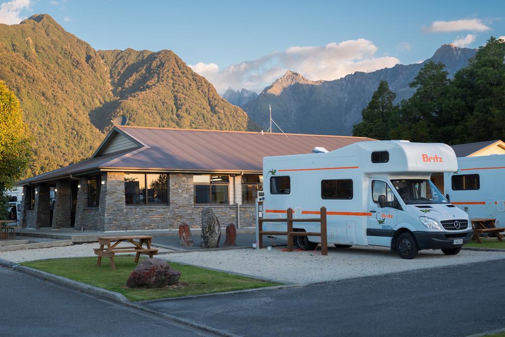 Fox Glacier Top 10 Holiday Park & Motels Buitenkant foto