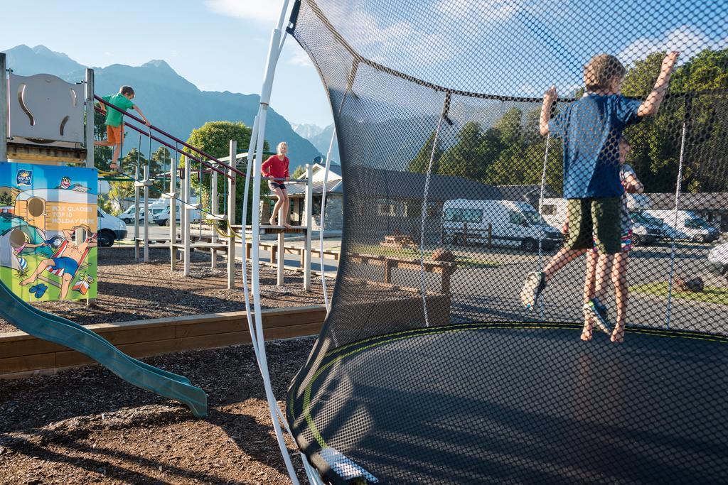 Fox Glacier Top 10 Holiday Park & Motels Buitenkant foto